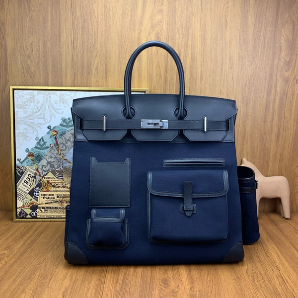 [Exclusive] Hermes Haut à Courroies 40 Cargo Bag Blue