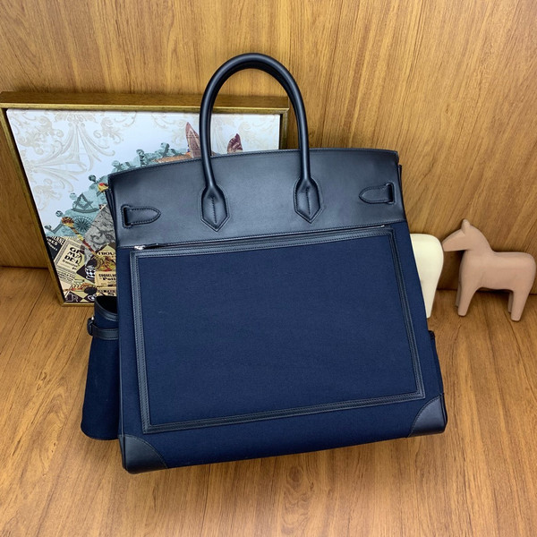 [Exclusive] Hermes Haut à Courroies 40 Cargo Bag Blue