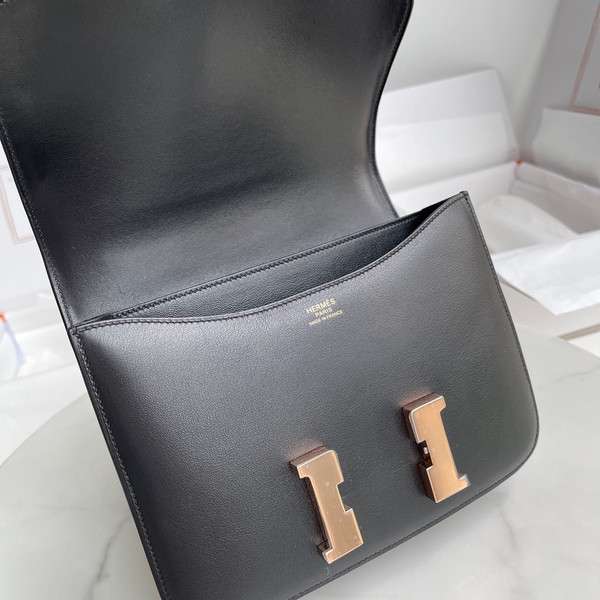 HERMES CONSTANCE 24 BLACK SWIFT GOLD HARDWARE