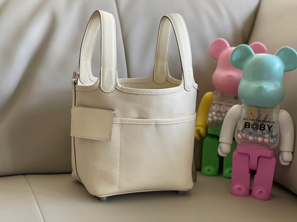 Hermès Picotin Cargo 18 Cream Swift and Toile Canvas Palladium Hardware