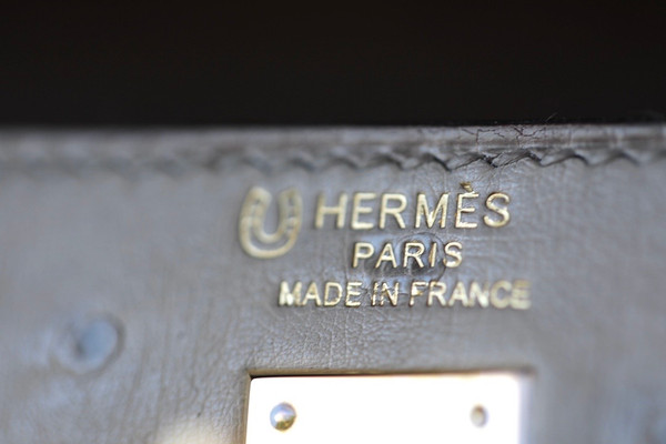 Hermès Special Order Kelly 25 Gris Perle /Etoupe Ostrich With Gold Hardware