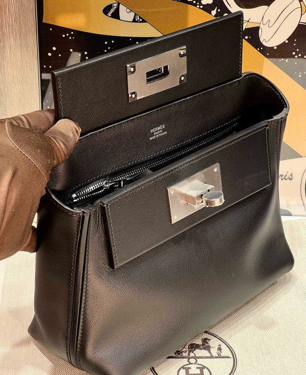 Hermès Mini 24/24 – 21 Bag Black Volupto leather