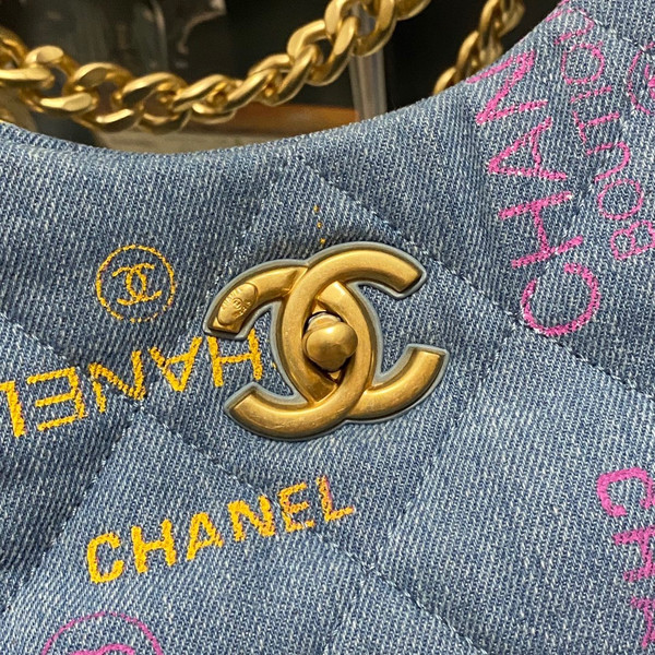 Chanel MAXI DENIM HOBO BAG