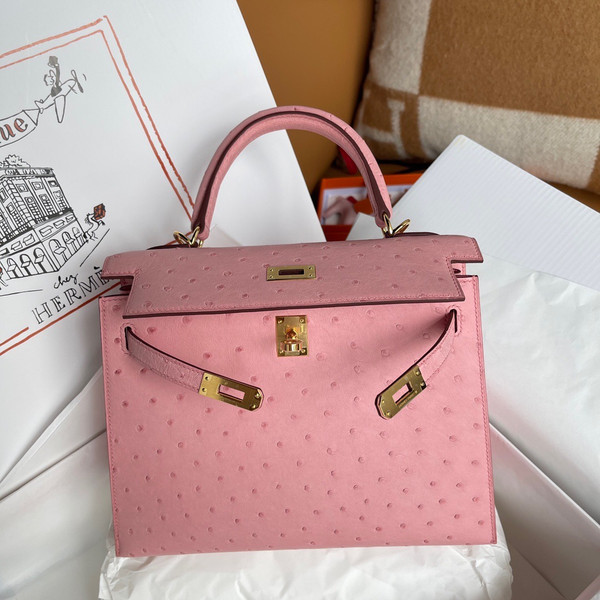 Hermès Kelly 28 Sellier Sakura Pink Ostrich Gold Hardware