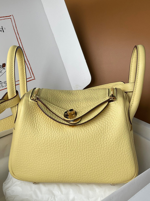 Hermes Mini Lindy 20cm Bag 1Z Jaune Poussin Togo Gold Hardware
