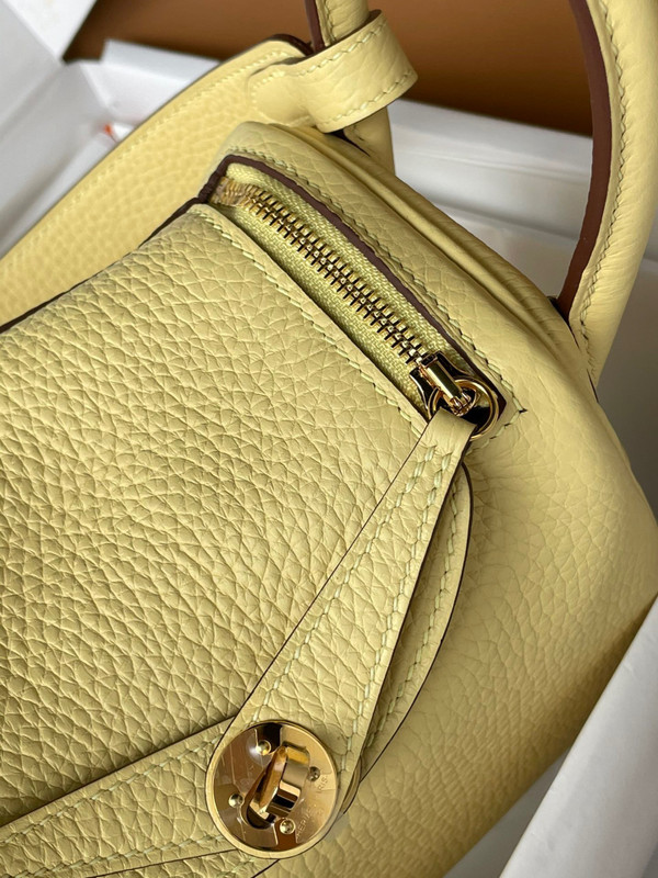 Hermes Mini Lindy 20cm Bag 1Z Jaune Poussin Togo Gold Hardware
