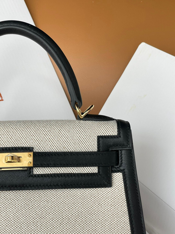 Hermès Kelly Sellier 25 Toile and Swift Gold Hardware