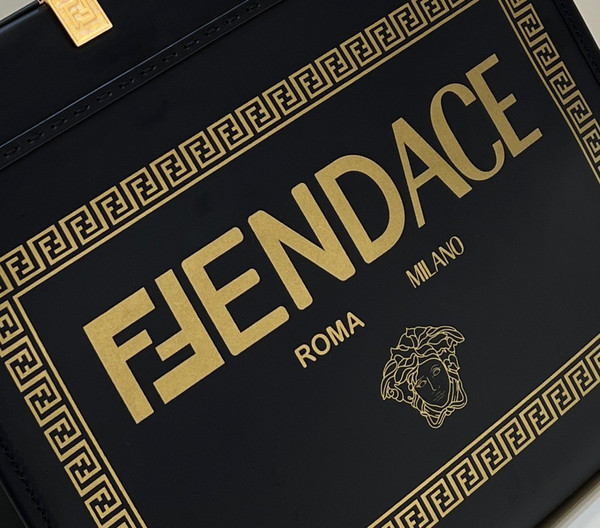 Fendi Sunshine Medium Fendace Printed black leather Logo shopper
