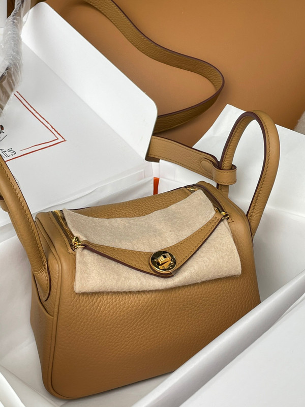 Hermes Mini Lindy 20cm Bag Biscuit Togo Leather Gold  Hardware