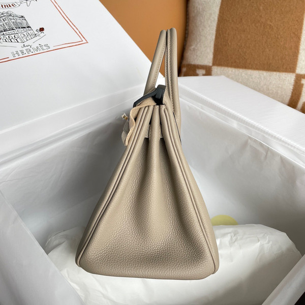 Hermes  Gris Tourterelle  Birkin 25cm Togo Gold Hardware