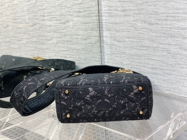 Christian Dior MEDIUM LADY D-LITE BAG Natural Embroidery with Macramé Effect  Black