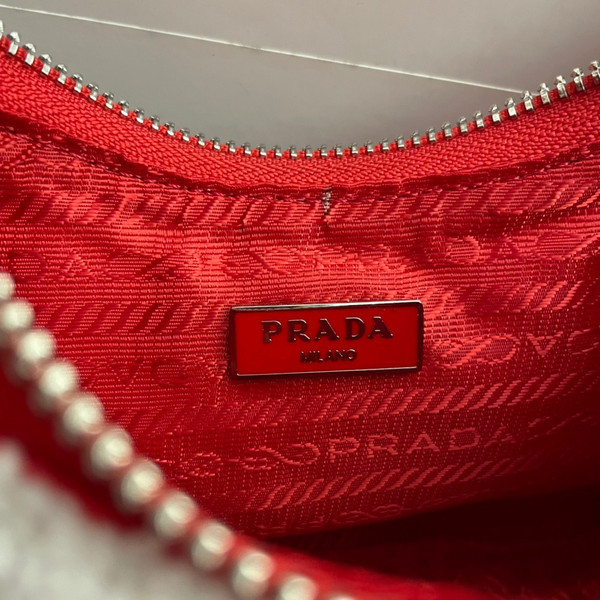 Prada Re-Edition 2006 embroidered drill shoulder bag Red