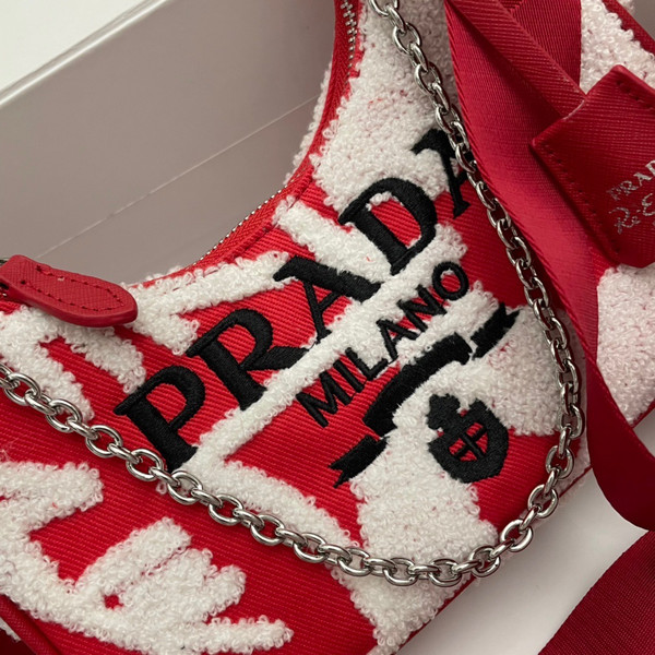 Prada Re-Edition 2006 embroidered drill shoulder bag Red