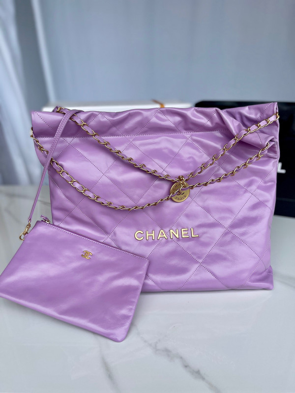 CHANEL 22 HANDBAG PURPLE
