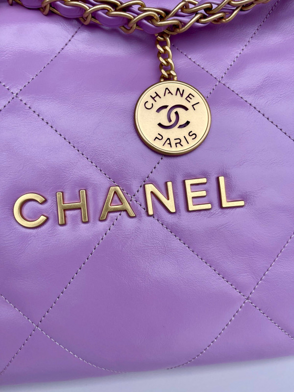 CHANEL 22 HANDBAG PURPLE