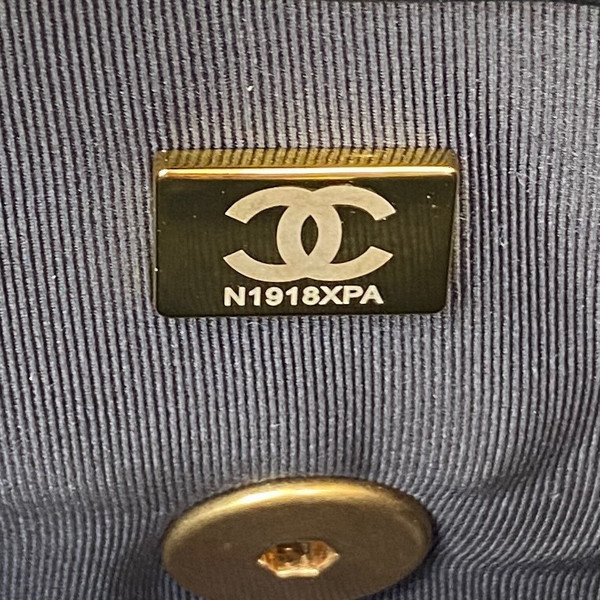 CHANEL 19 Multicoloured Handbag