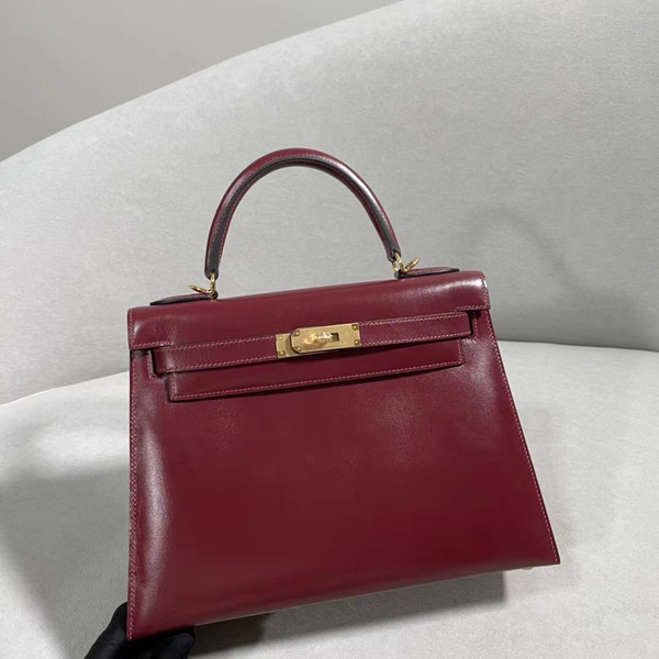Hermès Bordeaux Kelly 28 Box Leather Gold Hardware