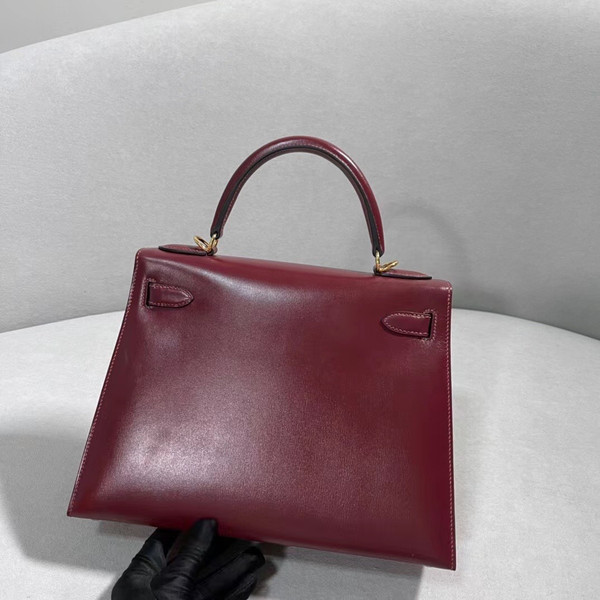 Hermès Bordeaux Kelly 28 Box Leather Gold Hardware