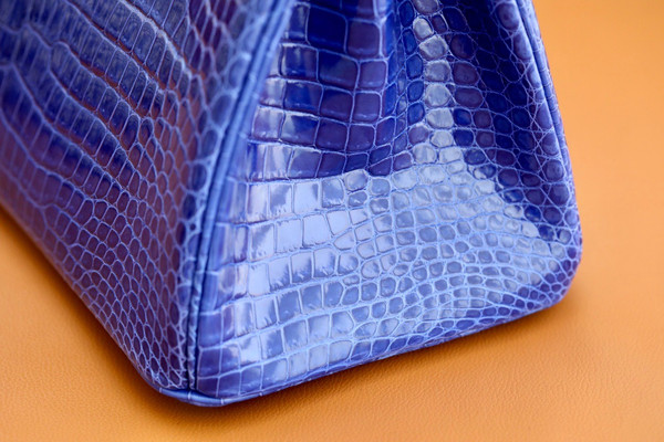 Hermes Matte Blue Electric Prosperous  crocodile  Birkin bag with 18-karat white gold and diamond