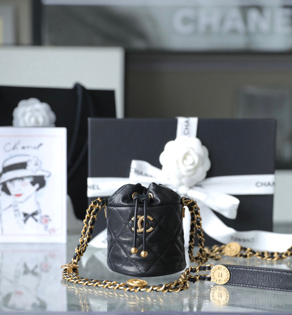 Chanel SMALL BUCKET BAG 2022