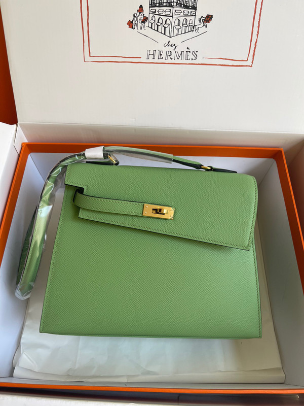 Hermes Kelly Sellier 20 en Desordre Vert Criquet