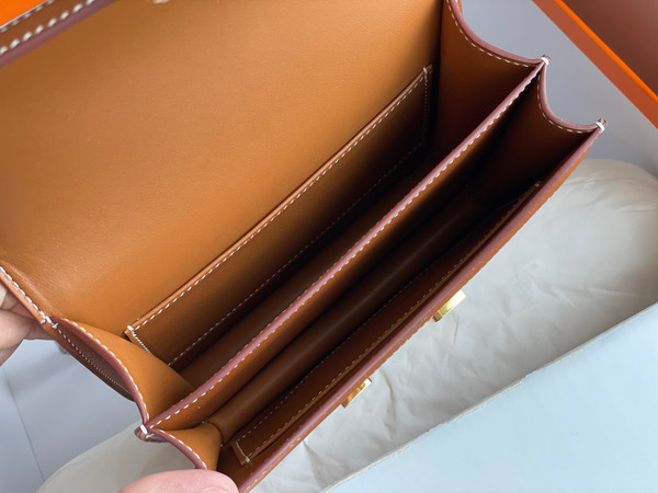 Hermès Gold Vibrato Constance 19cm  Gold GHW