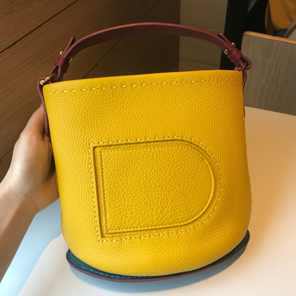 Delvaux Pin Mini Bucket Pollen