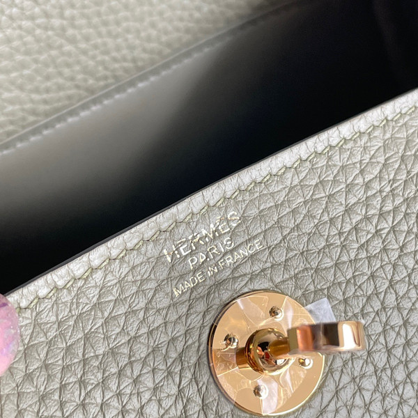 Hermes Mini Lindy 20cm Bag Q1 SAUGE Togo Leather Gold Hardware