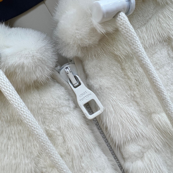 Louis Vuitton Limited Edition 1AAI0L MINK HOODY (18 only worldwide)