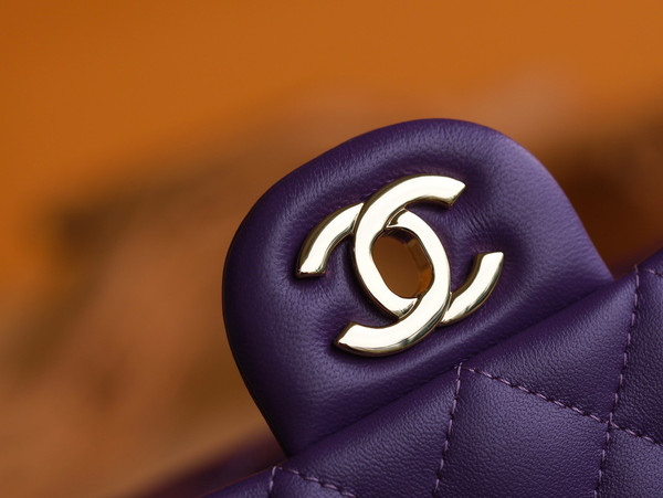 Chanel Fall-Winter 2022/23 Pre-Collection Purple  MINI FLAP BAG WITH TOP HANDLE