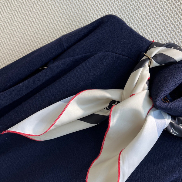Louis Vuitton 1AALIM D-RING TROMPE L’OEIL SWEATER DRESS
