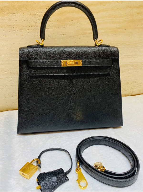 HERMÈS KELLY 25CM BLACK SELLIER CHEVRE GOATSKIN GOLD HARDWARE