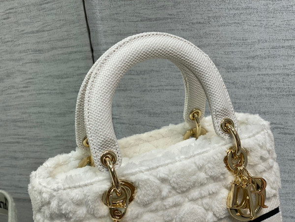 Christian Dior MEDIUM LADY D-LITE BAG Latte Cannage Shearling