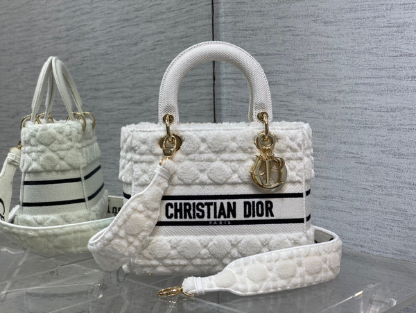 Christian Dior MEDIUM LADY D-LITE BAG Latte Cannage Shearling