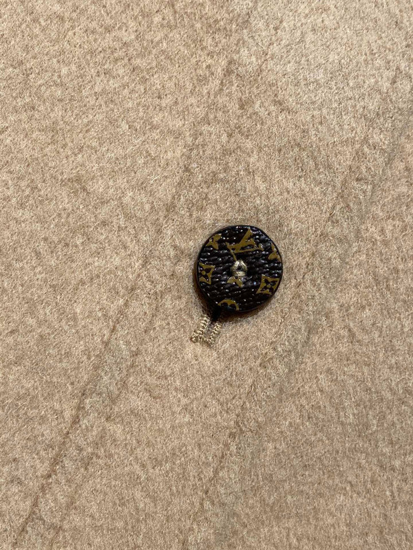 Louis Vuitton 1AA89O BOXY BUTTON-UP COAT