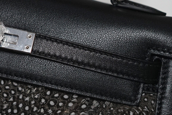 Hermes  FEATHER KELLY 25 Black Peacock feather & Box Leather with Palladium Hardware