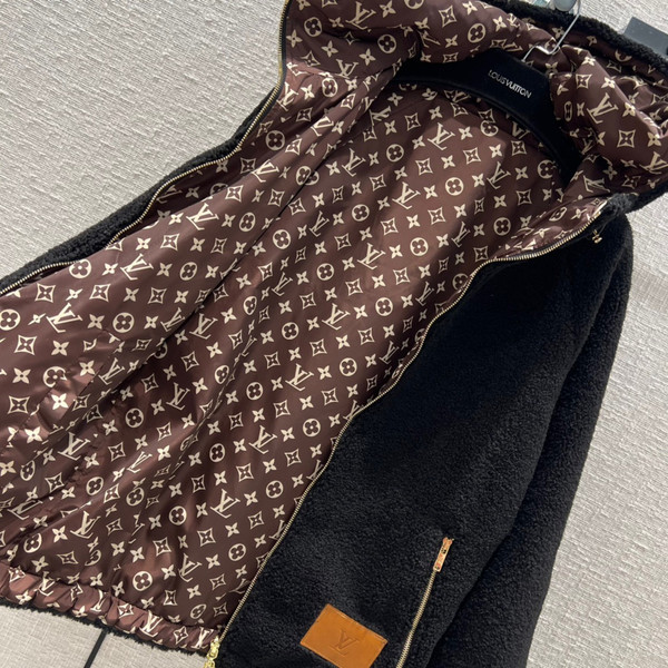 Louis Vuitton 1AAMTB REVERSIBLE BOUCLÉ WOOL PARKA