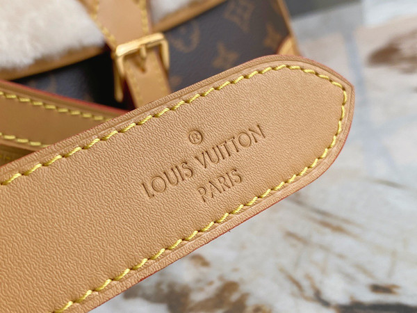 Louis Vuitton M46317 DIANE BAG