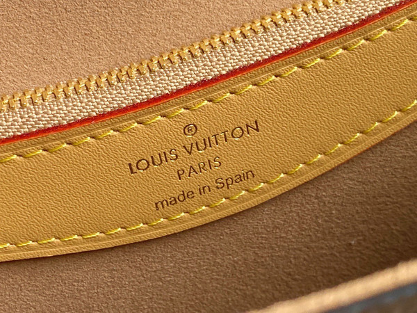 Louis Vuitton M46317 DIANE BAG