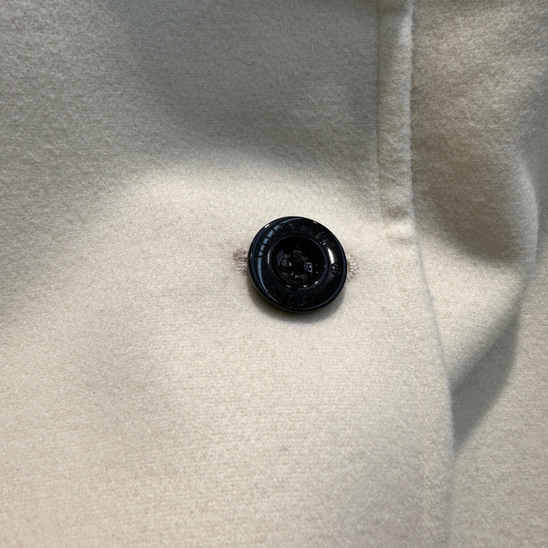 Louis Vuitton 1AAK67 REVERSIBLE MONOGRAM JACQUARD COAT WHITE