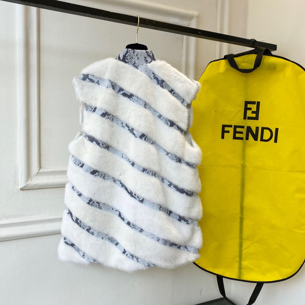  Fendi Gilet White mink gilet 