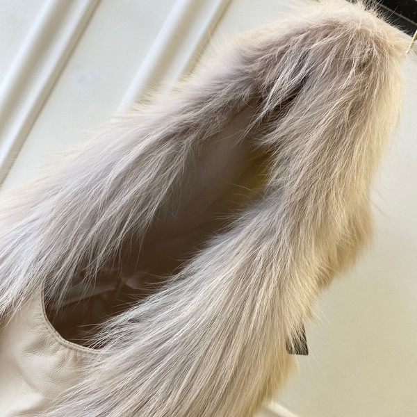 Fendi Gilet White fox-fur  gilet
