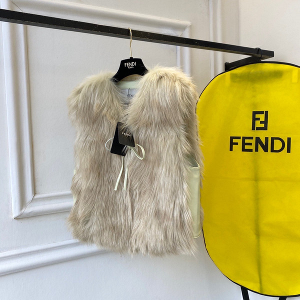 Fendi Gilet White fox-fur gilet yellow