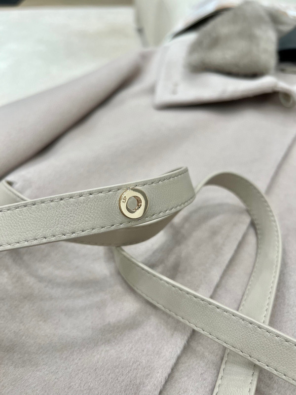 Denice Cape  Cashmere Ivory