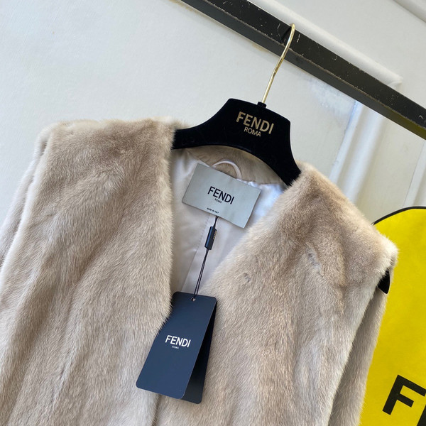 Fendi Cocoon Gilet Yellow mink gilet