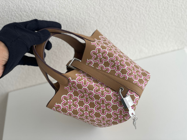 Hermès "Lucky Daisy" Chai Swift Picotin Lock 18 Palladium Hardware, 2022
