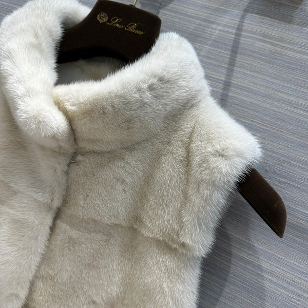 Loro Piana Chais Gilet Mink