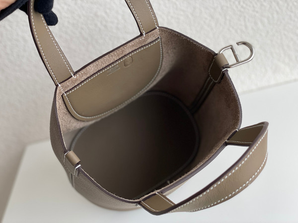 Hermes In-The-Loop 18 Bag Etoupe
