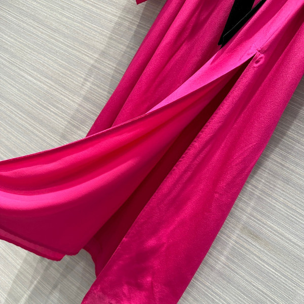 Gucci Silk belted dress