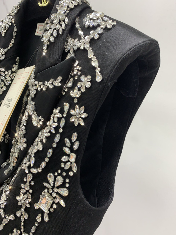 Alexander McQueen Women's Sleeveless Embroidered Jacket in Black